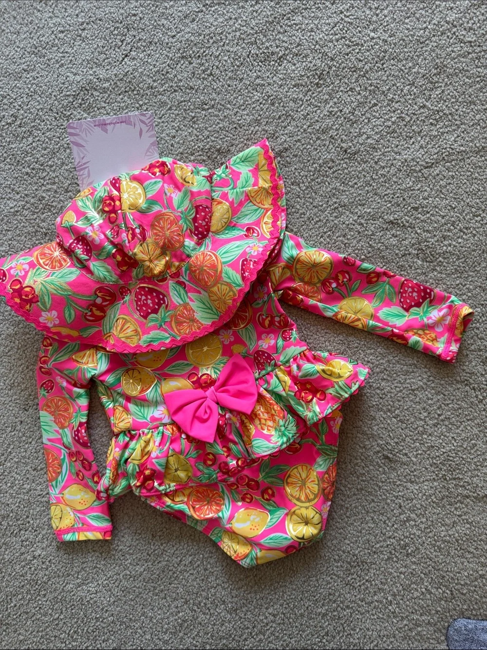 Tommy Bahama Girls' Pink Citrus & Berry Long-Sleeve Rashguard Set with Hat NWT